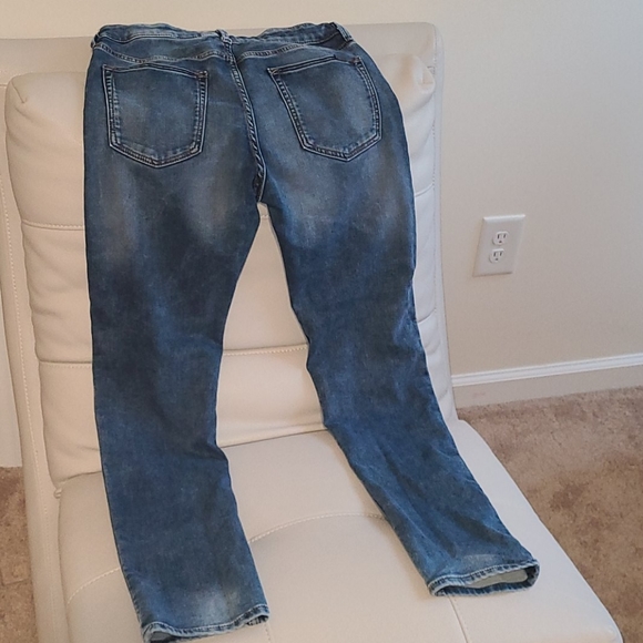 H&M Jeans - Picture 3 of 3